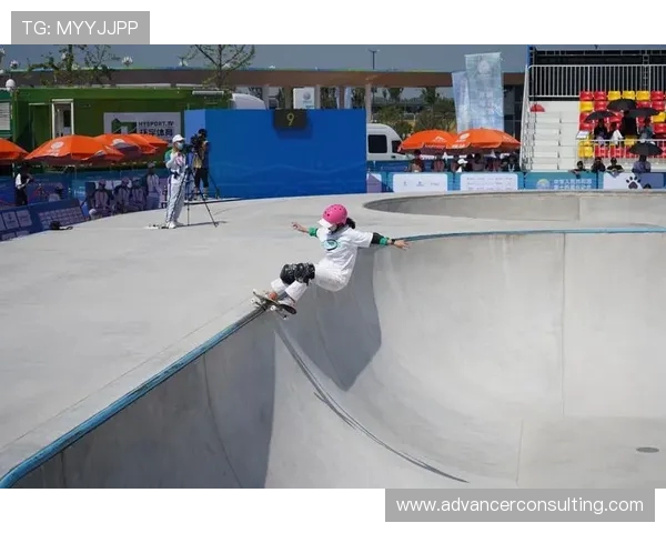 深圳滑板队在极限运动会中的灵活性表现引发热议与赞赏 深圳滑板队在极限运动会中的灵活性表现引发热议与赞赏