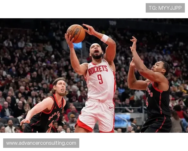 2019年火箭队与猛龙队季前赛精彩回放分析与赛后点评