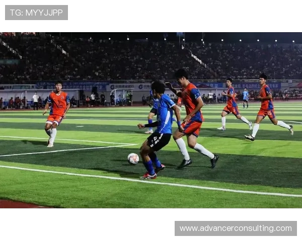 恒大与美洲队在香港展开激烈对决球迷期待精彩赛事盛宴 恒大与美洲队在香港展开激烈对决球迷期待精彩赛事盛宴