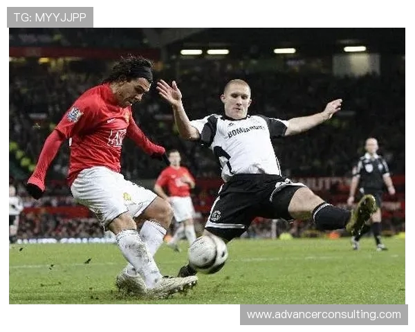 曼联与德比郡激战成和比分揭晓精彩瞬间回顾