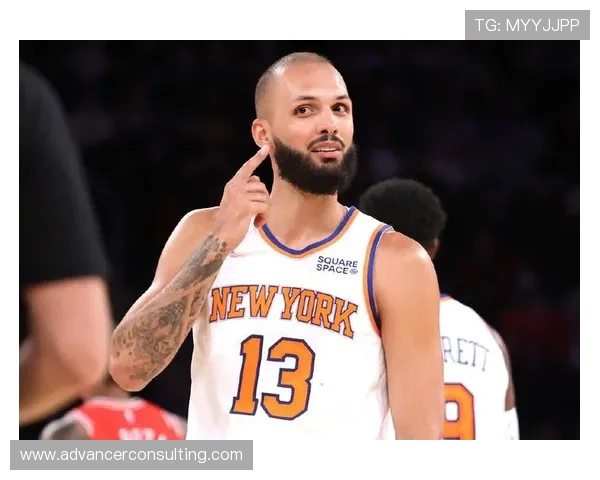 热苏斯在赛季中的崛起与挑战分析：从新星到球队核心的蜕变之路