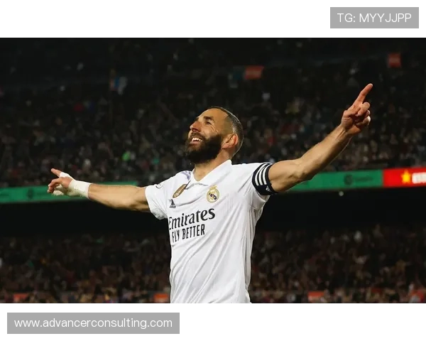 皇马逆转拜仁惊险胜利本泽马加时赛绝杀成英雄