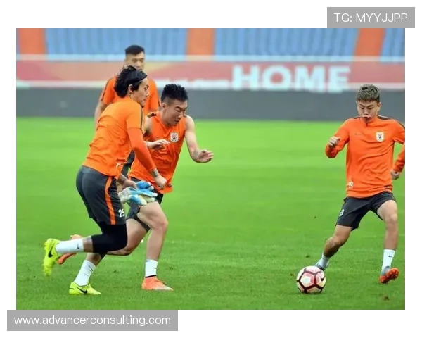 精彩对决PPTV体育直播重庆队迎战鲁能队共同见证足球盛宴 精彩对决PPTV体育直播重庆队迎战鲁能队共同见证足球盛宴