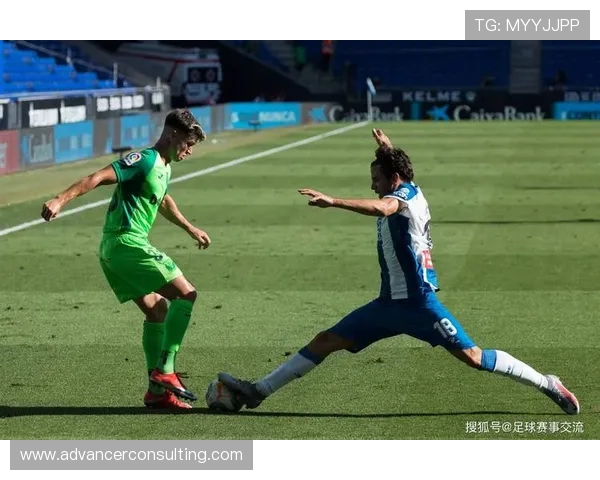 艾维斯与里斯本足球赛精彩直播全程回顾与分析 艾维斯与里斯本足球赛精彩直播全程回顾与分析