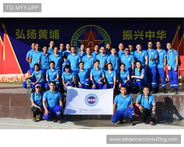 重庆篮球队在冠军赛中的默契配合展现团队精神与战术执行力 重庆篮球队在冠军赛中的默契配合展现团队精神与战术执行力