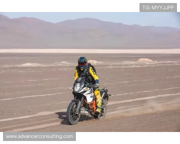 重庆足球队耐力提升之路探索与挑战分析 重庆足球队耐力提升之路探索与挑战分析