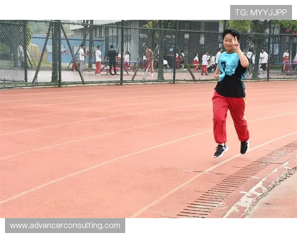 成都滑板队的拼搏之路：极限运动会背后的奋斗故事与梦想追逐